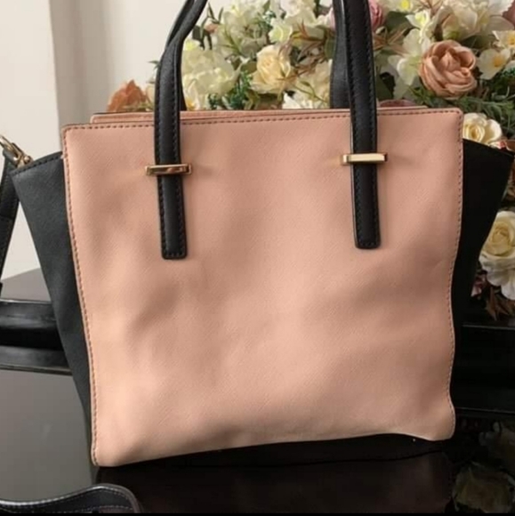 Authentic KATE SPADE Cedar Street Small Hayden Leather Satchel - Picture 3 of 7